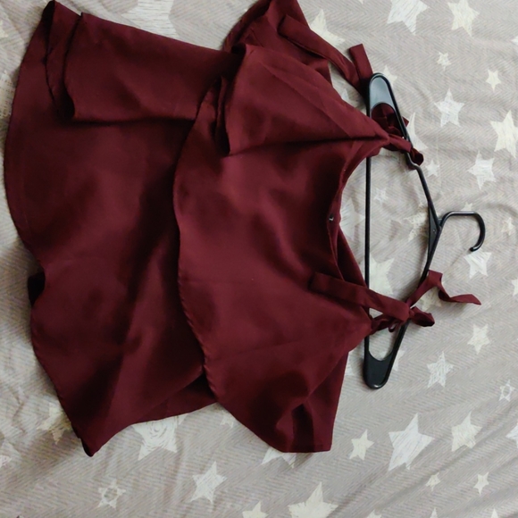 Burgundy tie shoulder top - Picture 2 of 2